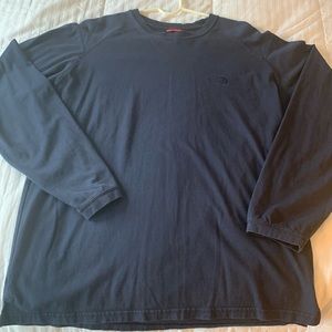 NWOT The North Face men’s long sleeve shirt